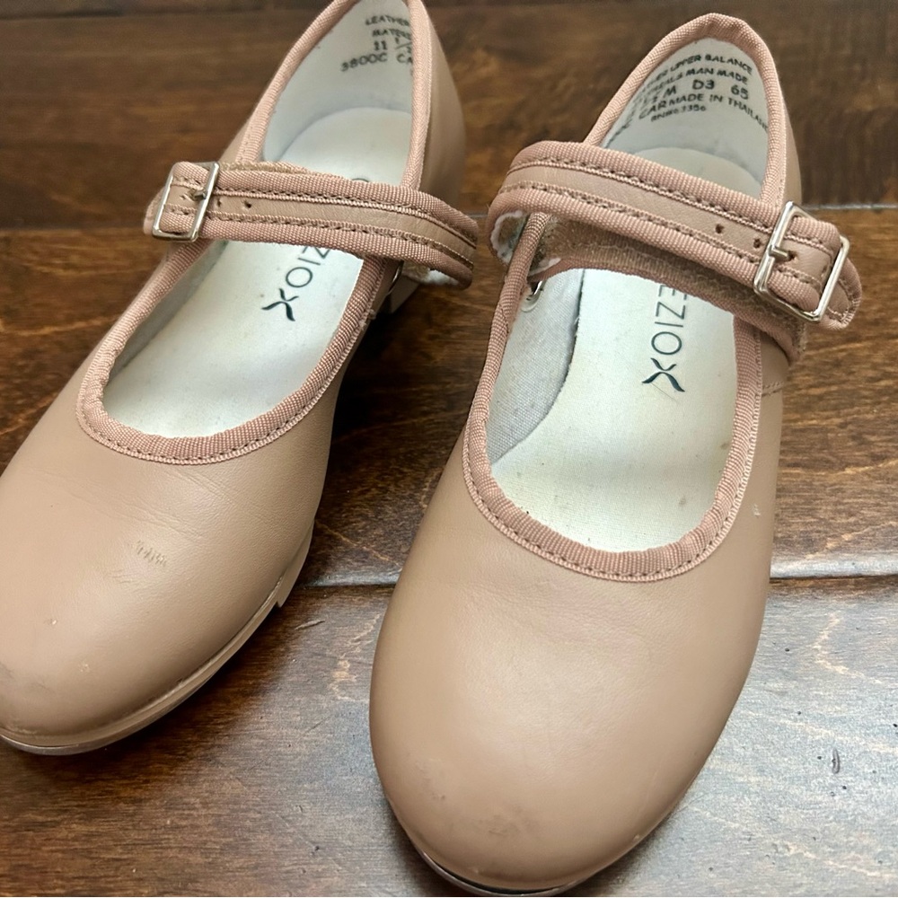 Capezio Velcro Kids Tan Mary Jane Shoes Size 11.5M